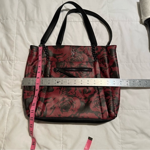 Simply Vera Vera Wang Red & Black Floral Shoulder Tote Bag - Picture 6 of 6
